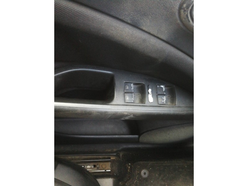 Recambio de mando elevalunas delantero izquierdo para seat altea (5p1) sport-up referencia OEM IAM 5P1867171A  