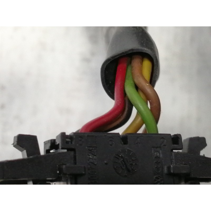 Recambio de retrovisor derecho para seat altea (5p1) sport-up referencia OEM IAM 212873136  