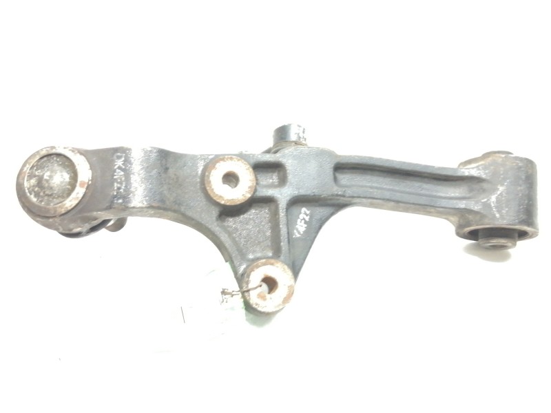 Recambio de brazo suspension inferior delantero izquierdo para kia carnival ii 2.9 cdri ex referencia OEM IAM   