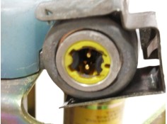 Recambio de cinturon seguridad delantero derecho para kia carnival ii 2.9 cdri ex referencia OEM IAM   5 PUERTAS 2