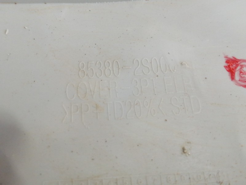 Recambio de cinturon seguridad trasero central para hyundai ix35 comfort 2wd referencia OEM IAM 898502Y200  