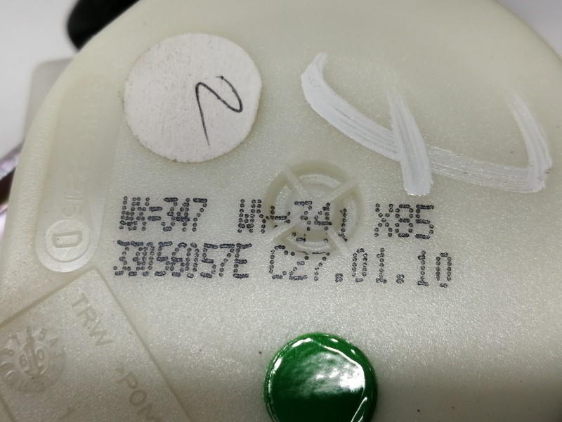 Recambio de cinturon seguridad trasero central para renault clio iii exception 2 referencia OEM IAM 33056057E  