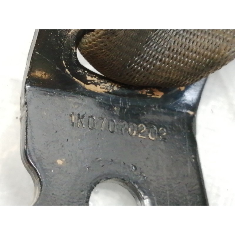 Recambio de cinturon seguridad trasero central para hyundai ix35 comfort 2wd referencia OEM IAM 898502Y200  