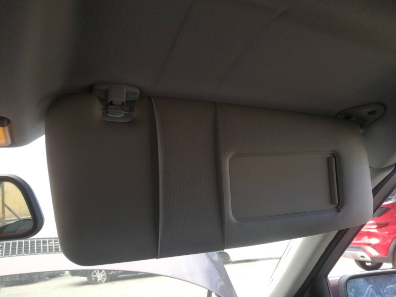 Recambio de parasol derecho para bmw serie 3 berlina (e46) 2.0 16v diesel cat referencia OEM IAM   