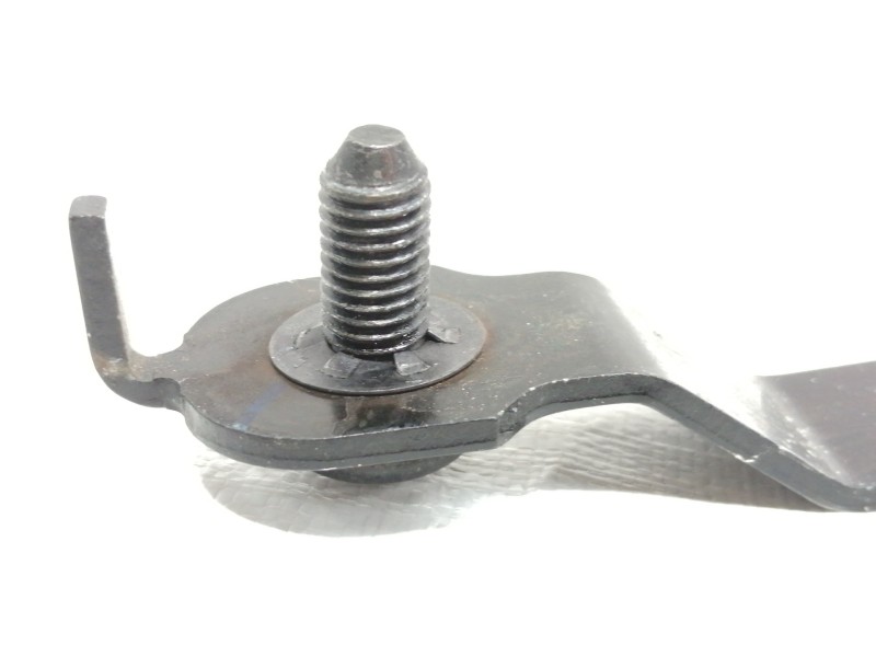 Recambio de enganche cinturon delantero derecho para renault clio iii exception 2 referencia OEM IAM 34049125A  