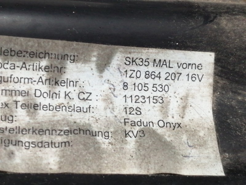 Recambio de apoyabrazos central para skoda octavia berlina (1z3) 1.9 tdi referencia OEM IAM 1Z0864207  