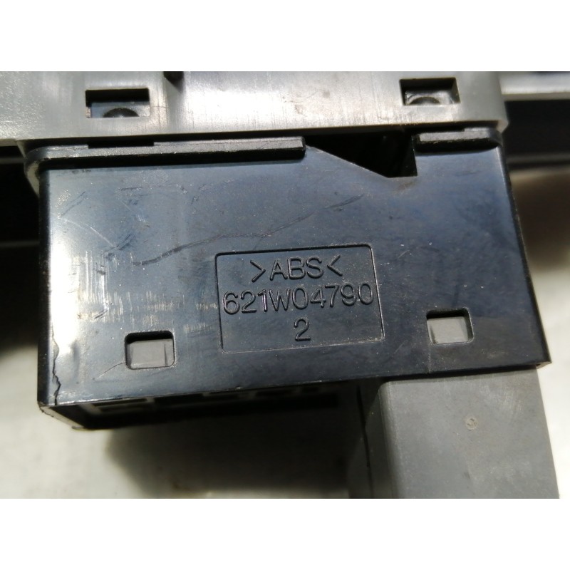 Recambio de mando elevalunas delantero derecho para chevrolet lacetti sx referencia OEM IAM 612W21010 621W04790 