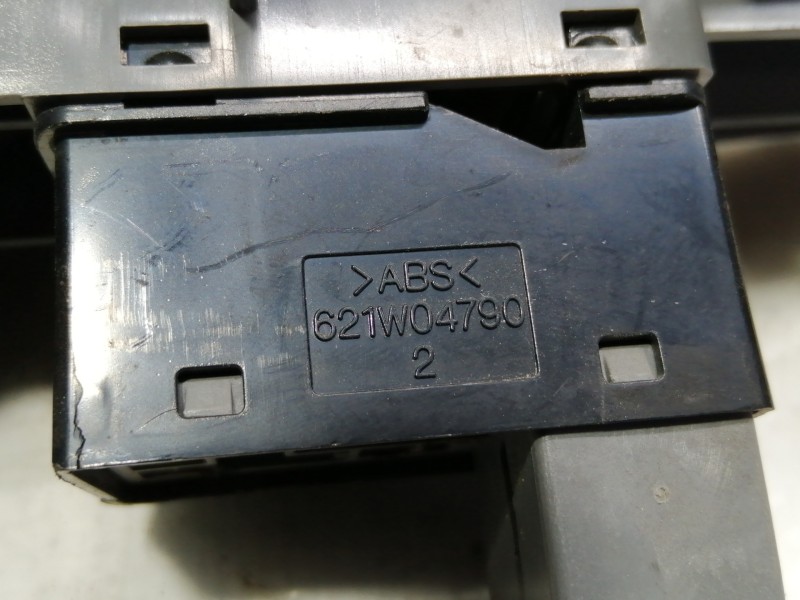 Recambio de mando elevalunas delantero derecho para chevrolet lacetti sx referencia OEM IAM 612W21010 621W04790 