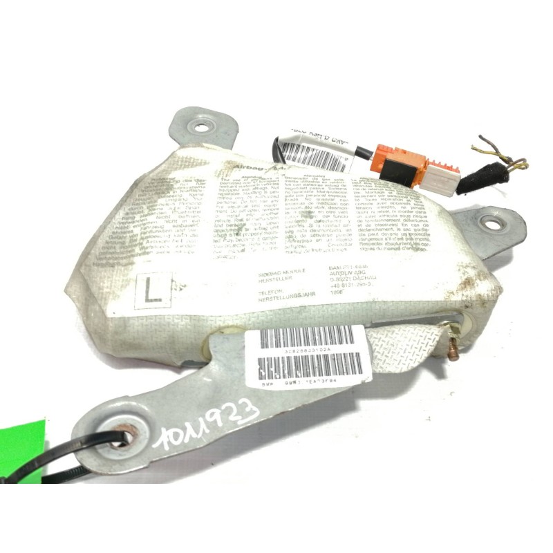 Recambio de airbag lateral delantero izquierdo para bmw serie 5 berlina (e39) 520d referencia OEM IAM 30826833102A  