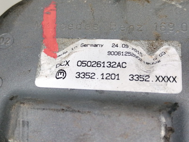 Recambio de columna direccion para jeep gr. cherokee (wh) 3.0 crd overland referencia OEM IAM 33521201  