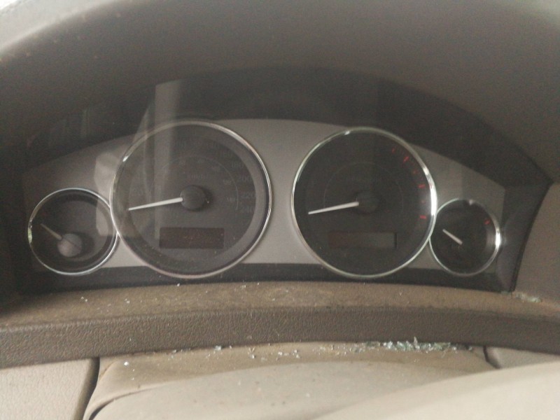 Recambio de cuadro instrumentos para jeep gr. cherokee (wh) 3.0 crd overland referencia OEM IAM 05172412AG  