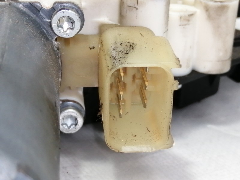 Recambio de elevalunas delantero izquierdo para jeep gr. cherokee (wh) 3.0 crd overland referencia OEM IAM 0130281479  