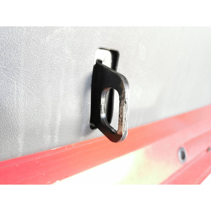 Recambio de porton trasero para chevrolet camaro coupe piel referencia OEM IAM   