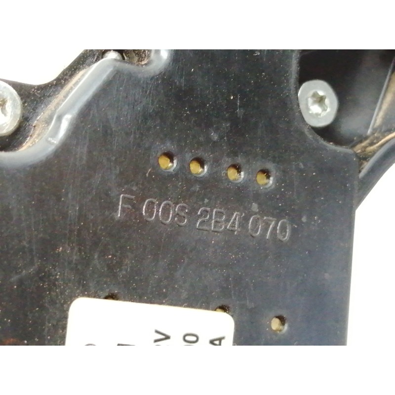 Recambio de motor limpia trasero para hyundai ix35 comfort 2wd referencia OEM IAM F00S2B2185 987001H300 F00S2B4070