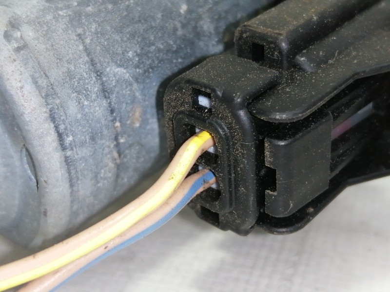 Recambio de elevalunas trasero derecho para jeep gr. cherokee (wh) 3.0 crd overland referencia OEM IAM 3020840B  