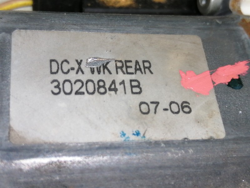 Recambio de elevalunas trasero izquierdo para jeep gr. cherokee (wh) 3.0 crd overland referencia OEM IAM 3020841B  