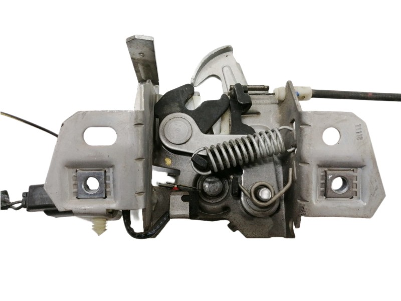 Recambio de cerradura capot para volvo c30 1.6 d kinetic referencia OEM IAM 30716530 30716529 