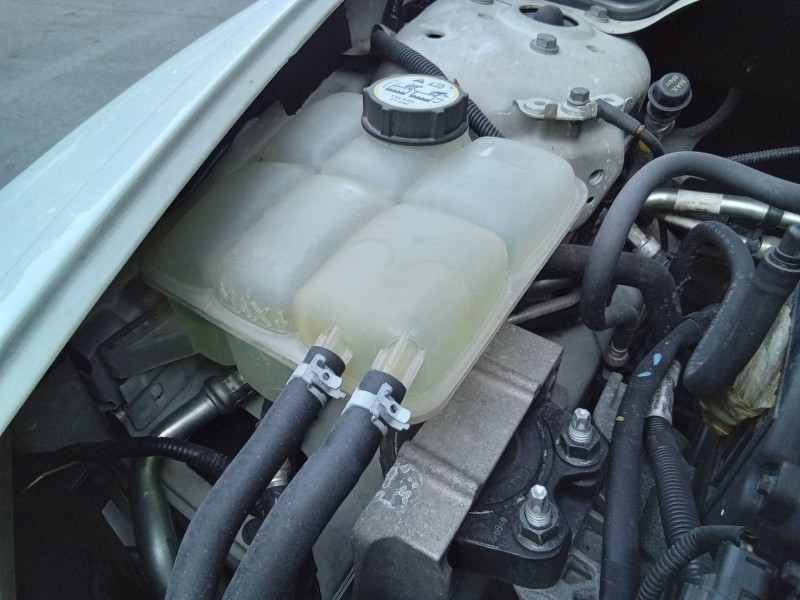 Recambio de deposito expansion para volvo c30 1.6 d kinetic referencia OEM IAM 3M5H8K218 D2L4A 