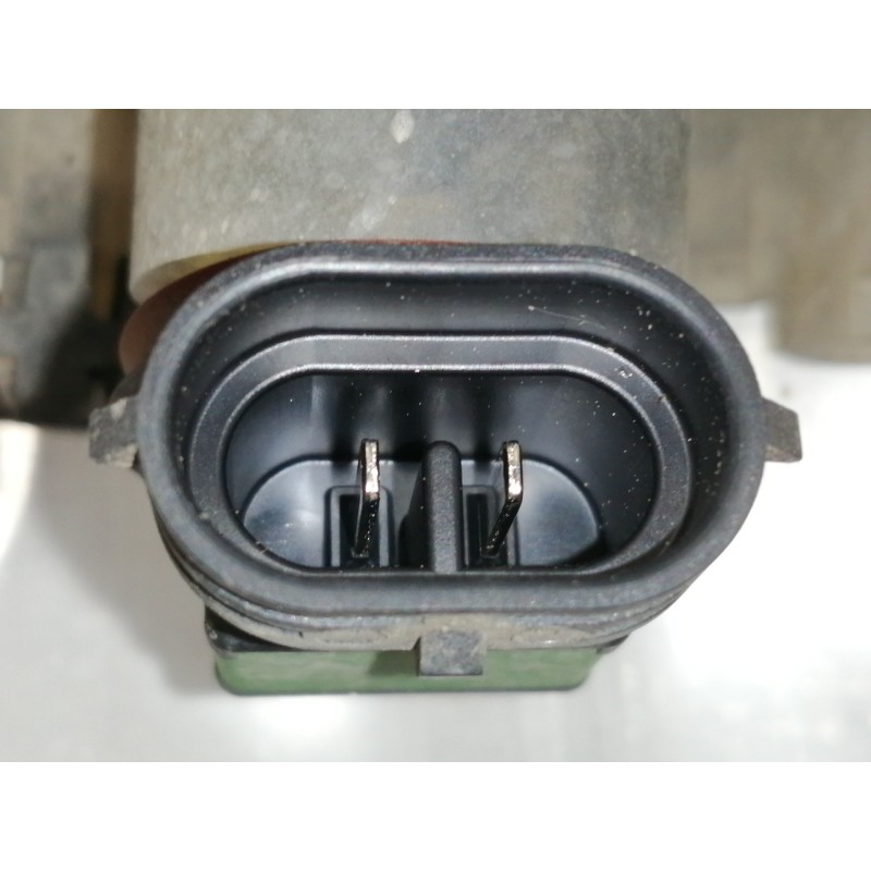 Recambio de faro antiniebla derecho para volvo c30 1.6 d kinetic referencia OEM IAM 0305065002 31213176 