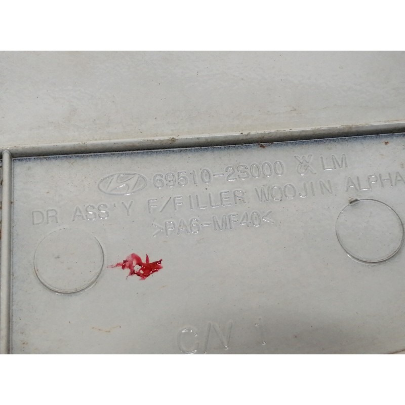 Recambio de tapa exterior combustible para hyundai ix35 comfort 2wd referencia OEM IAM 695102S000  