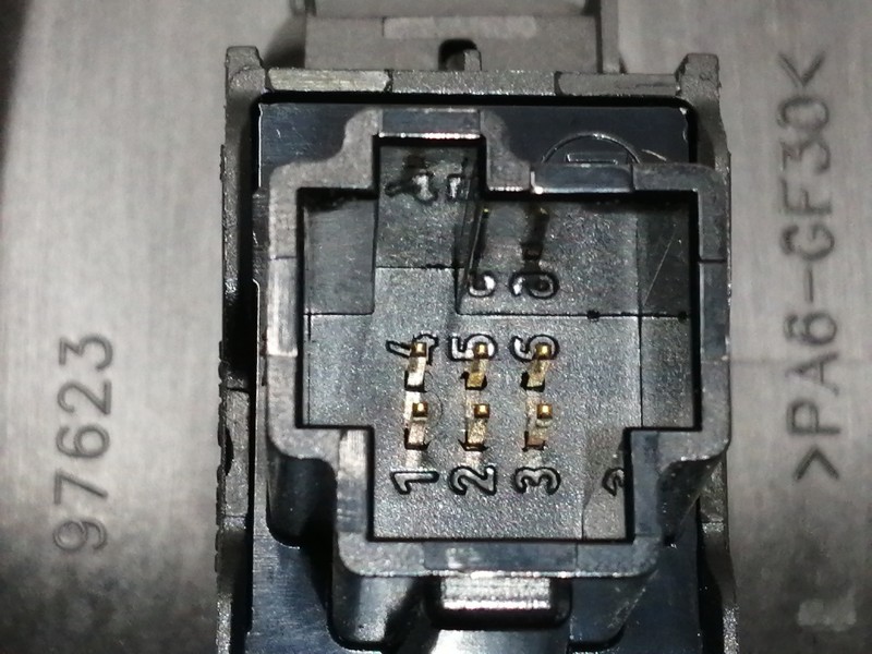 Recambio de mando elevalunas delantero derecho para volvo c30 1.6 d kinetic referencia OEM IAM 8663815 ESW464 