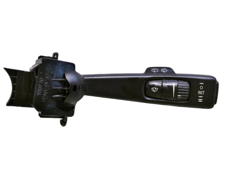 Recambio de mando limpia para volvo c30 1.6 d kinetic referencia OEM IAM 17D770  