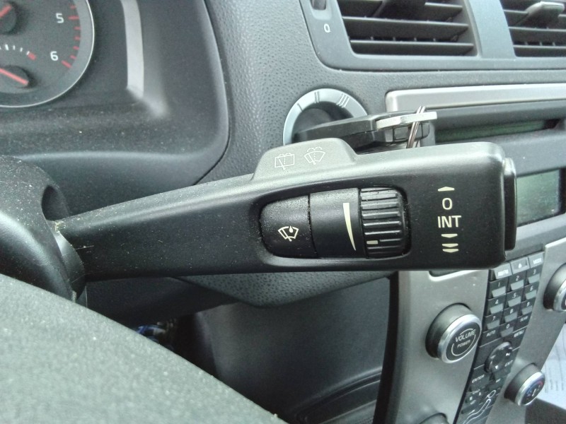 Recambio de mando limpia para volvo c30 1.6 d kinetic referencia OEM IAM 17D770  