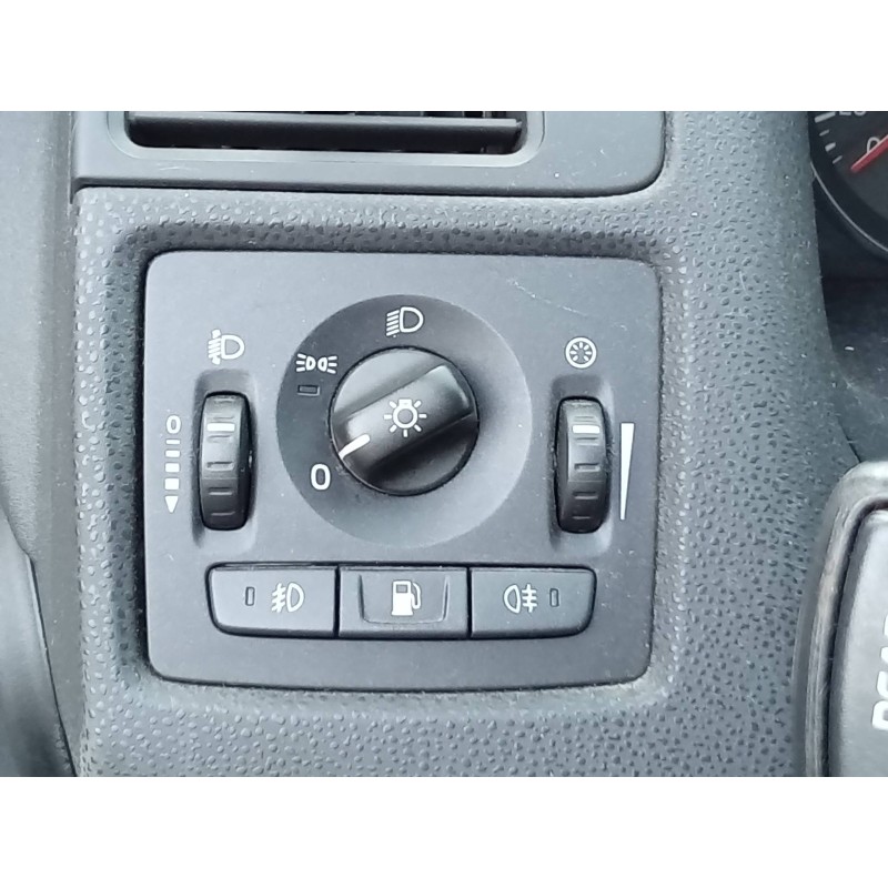 Recambio de mando luces para volvo c30 1.6 d kinetic referencia OEM IAM 30739300  
