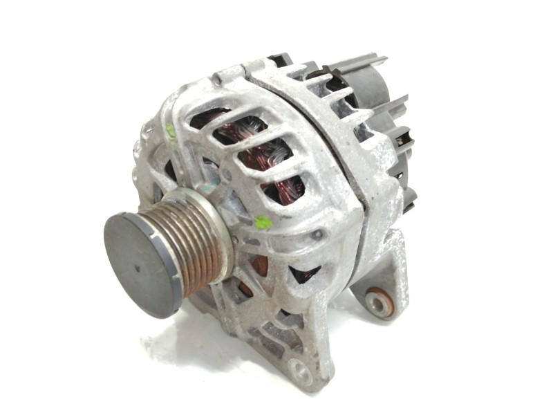 Recambio de alternador para renault megane iv berlina 5p experience referencia OEM IAM 2613543A 231008040R 