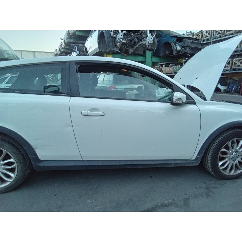 Recambio de puerta delantera derecha para volvo c30 1.6 d kinetic referencia OEM IAM   