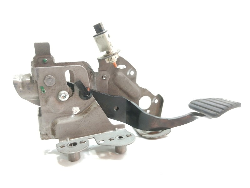 Recambio de pedal freno para renault scenic iii dynamique referencia OEM IAM 465010016R  