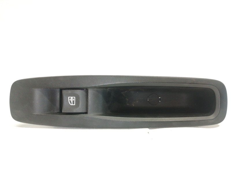 Recambio de mando elevalunas trasero izquierdo para renault megane iv berlina 5p experience referencia OEM IAM 829507746R  