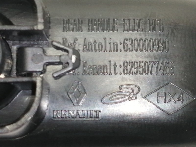 Recambio de mando elevalunas trasero izquierdo para renault megane iv berlina 5p experience referencia OEM IAM 829507746R  