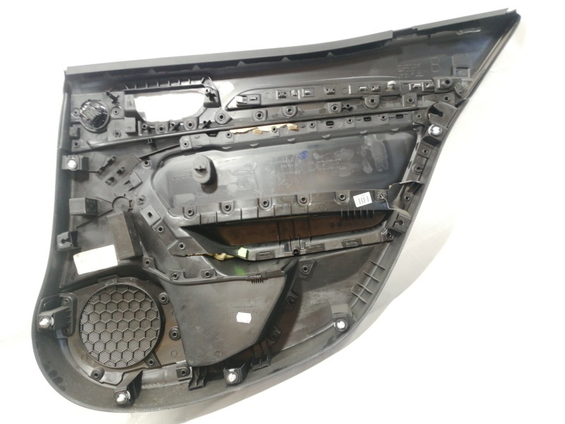 Recambio de guarnecido puerta trasera izquierda para renault megane iv berlina 5p experience referencia OEM IAM 153001892  