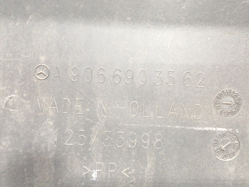 Recambio de molduras traseras para volkswagen crafter combi (2e) combi 35 batalla larga con techo alto referencia OEM IAM A90669