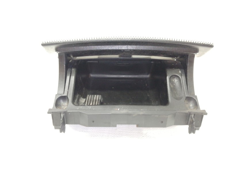 Recambio de cenicero para mercedes-benz clase c (w203) sportcoupe c 220 cdi (203.706) referencia OEM IAM A2036800852  
