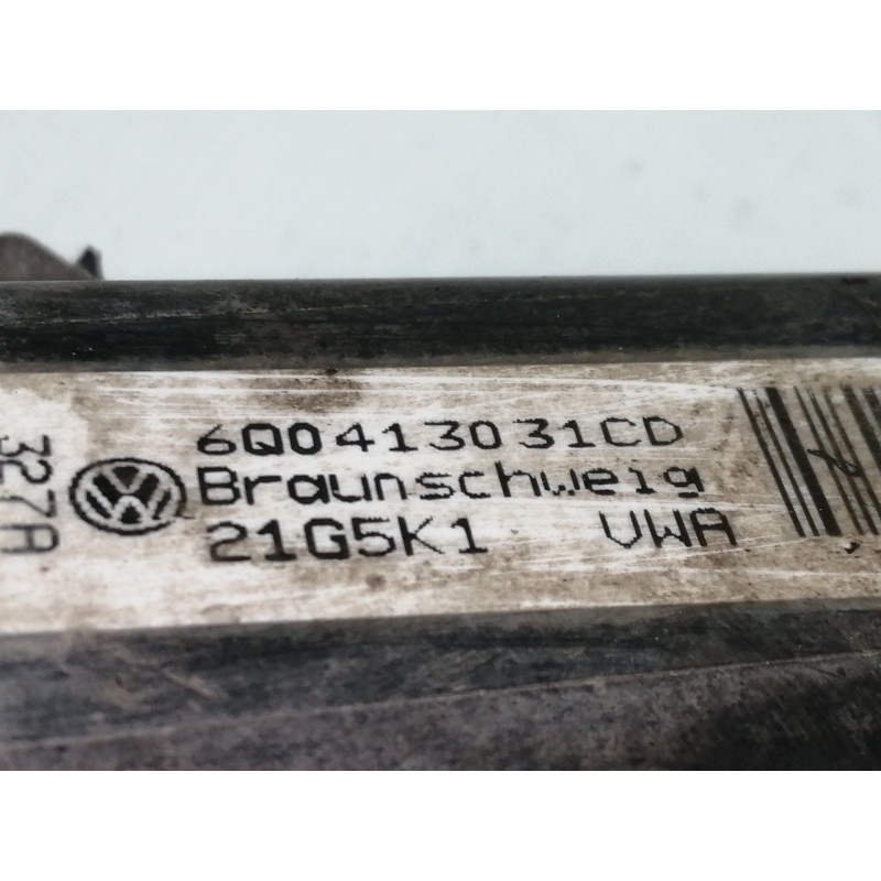 Recambio de amortiguador delantero derecho para volkswagen polo (9n3) advance referencia OEM IAM 6Q0413031CD  