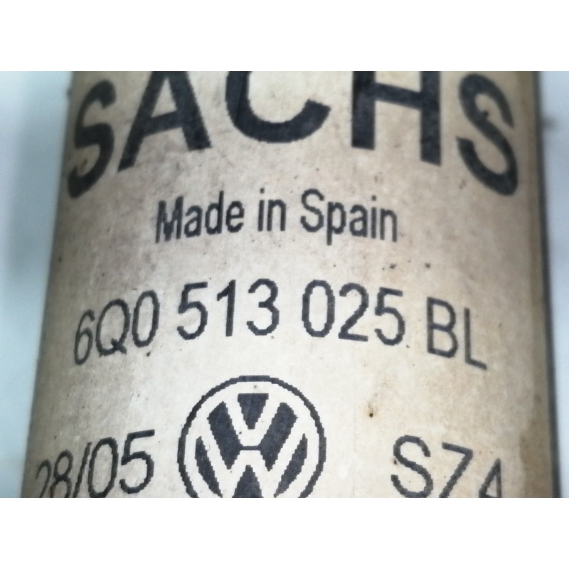 Recambio de amortiguador trasero izquierdo para volkswagen polo (9n3) advance referencia OEM IAM 6Q0513025BL  