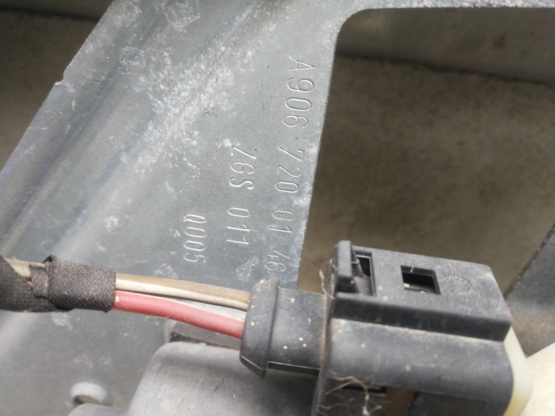 Recambio de elevalunas delantero derecho para volkswagen crafter combi (2e) combi 35 batalla larga con techo alto referencia OEM