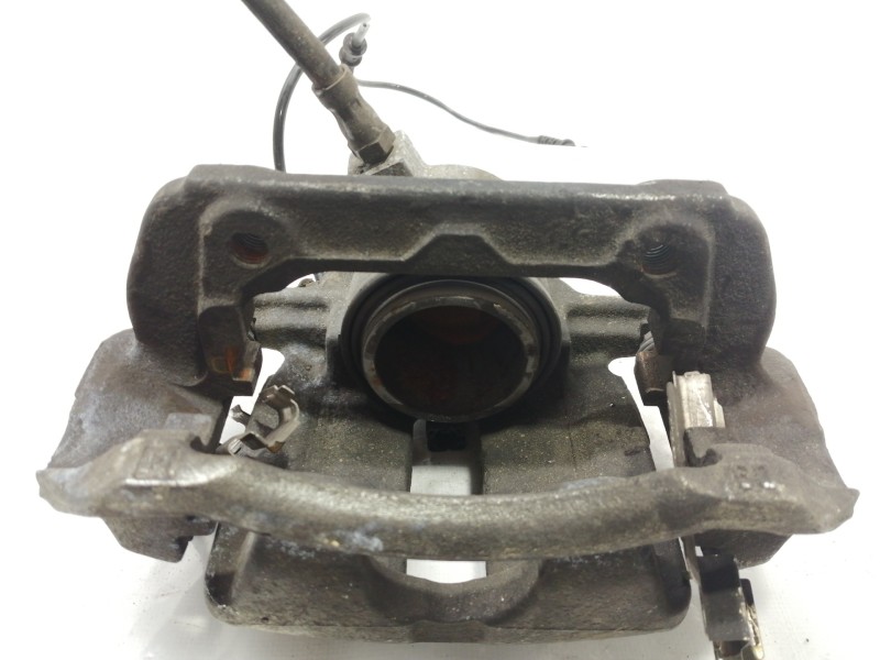 Recambio de pinza freno delantera derecha para mercedes-benz clase clc (cl203) clc 220 cdi (la) (203.708) referencia OEM IAM 685