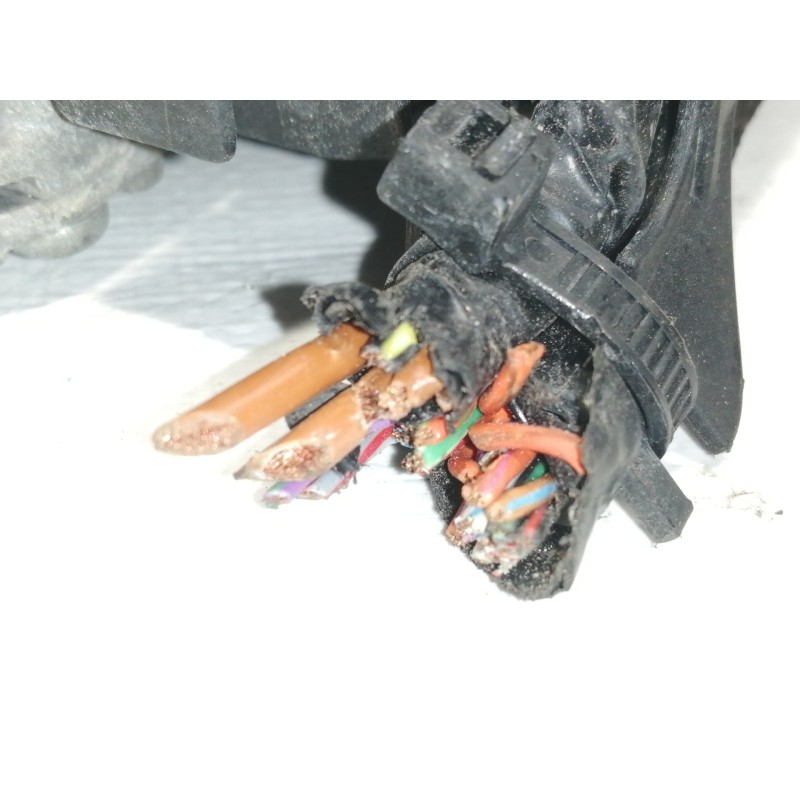 Recambio de centralita motor uce para skoda fabia (6y2/6y3) urban line referencia OEM IAM 047906033E  