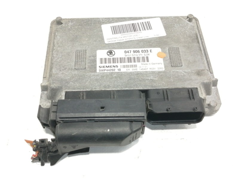 Recambio de centralita motor uce para skoda fabia (6y2/6y3) urban line referencia OEM IAM 047906033E  