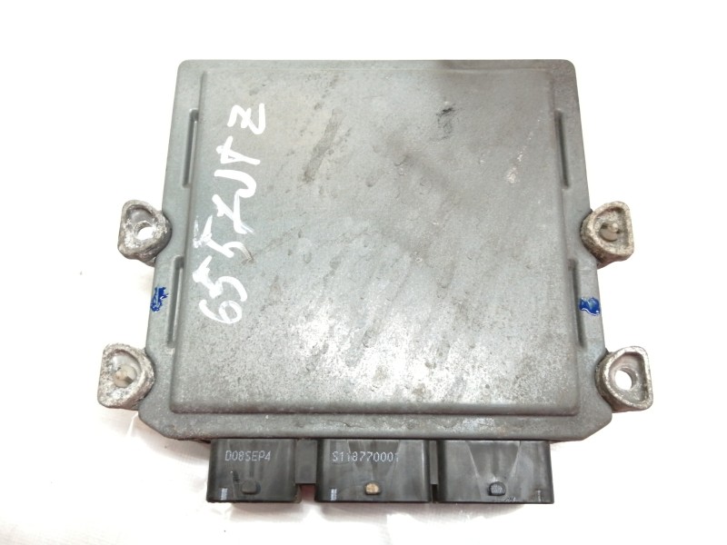 Recambio de centralita motor uce para ford focus berlina (cap) ghia referencia OEM IAM 5M5112A650MB  