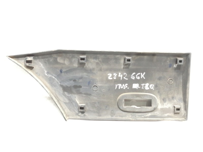 Recambio de molduras traseras para volkswagen crafter combi (2e) combi 35 batalla larga con techo alto referencia OEM IAM A90669