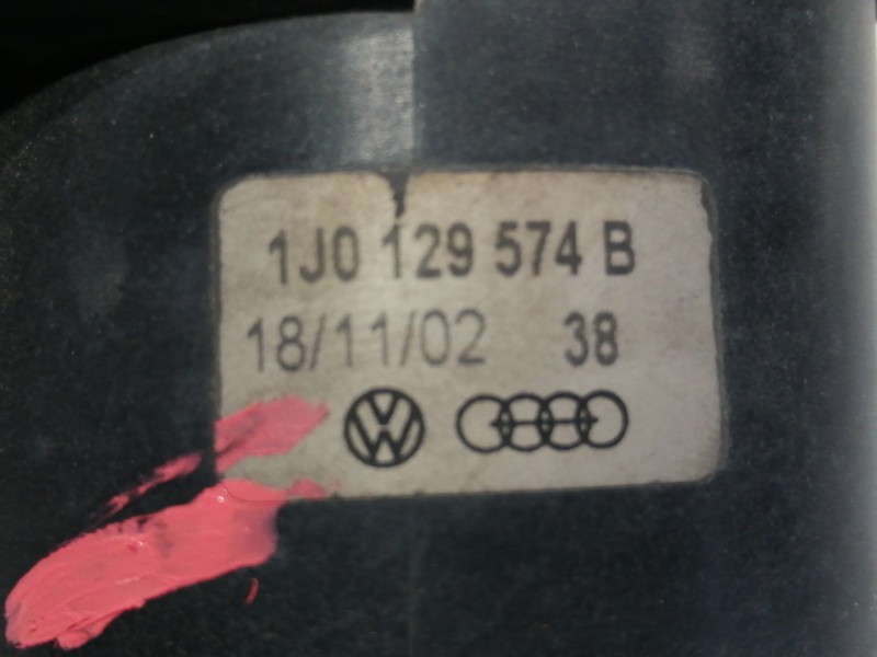 Recambio de caudalimetro para audi a3 (8l) 1.6 ambiente referencia OEM IAM 06A906461B 1J0129574B 