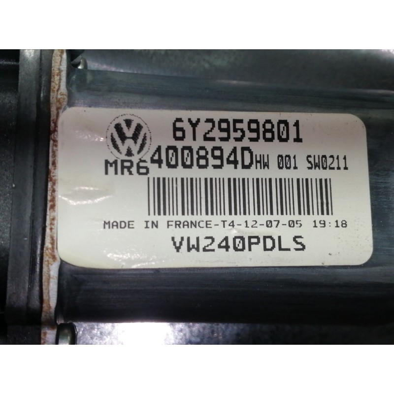 Recambio de elevalunas delantero derecho para volkswagen polo (9n3) advance referencia OEM IAM 6Y2959801 400894D 6Q3837756
