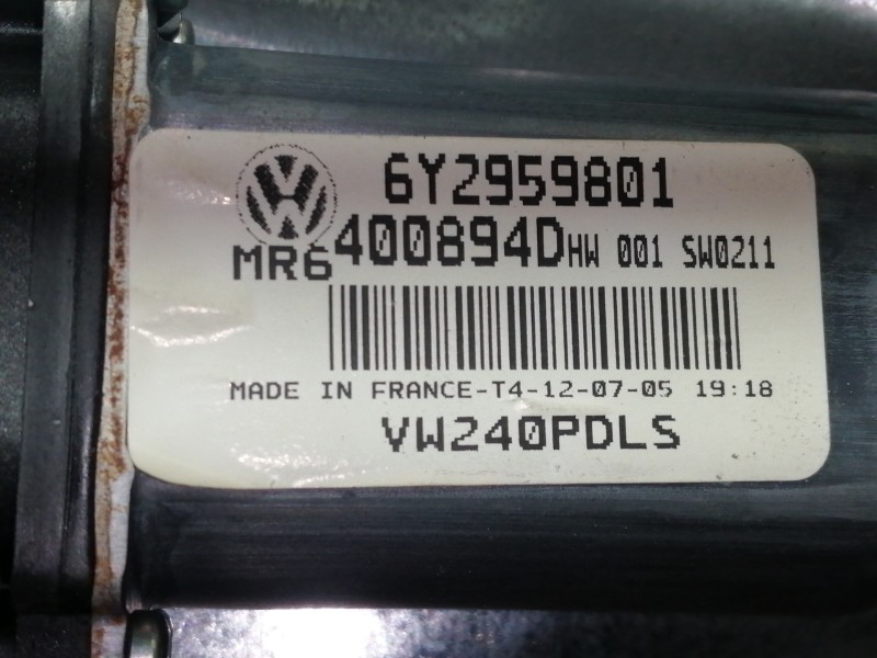 Recambio de elevalunas delantero derecho para volkswagen polo (9n3) advance referencia OEM IAM 6Y2959801 400894D 6Q3837756