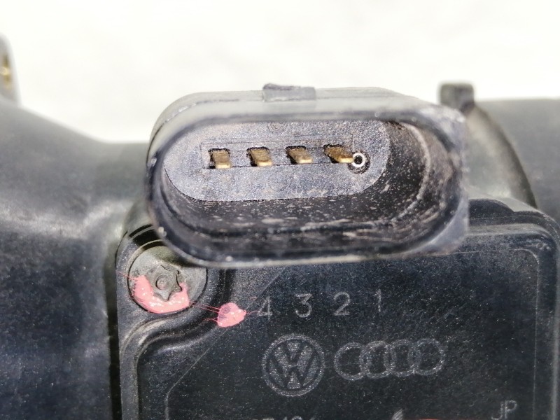 Recambio de caudalimetro para audi a3 (8l) 1.6 ambiente referencia OEM IAM 06A906461B 1J0129574B 