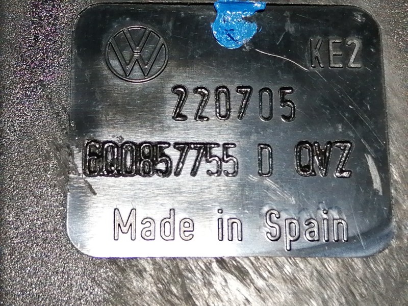 Recambio de enganche cinturon delantero izquierdo para volkswagen polo (9n3) advance referencia OEM IAM 6Q0857755  