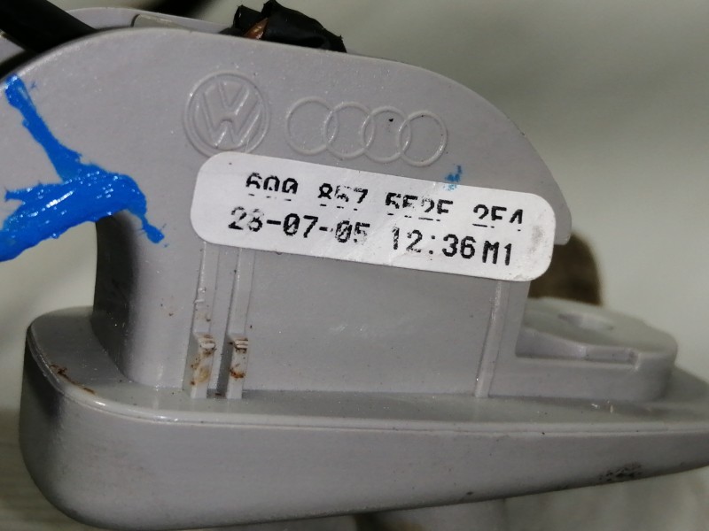 Recambio de parasol derecho para volkswagen polo (9n3) advance referencia OEM IAM 6Q0857552F  